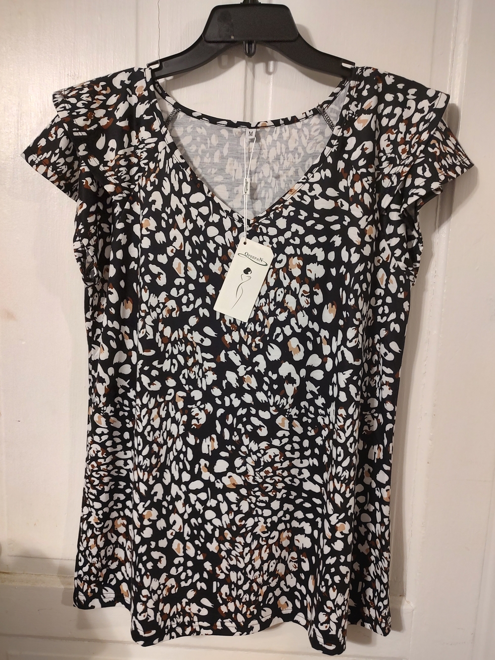 Women’s Black Leopard Print V-Neck Flutter Sleeve Top